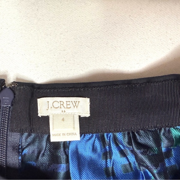 J. Crew Navy and Teal Floral Plaid Jacquard A-Line Mini Skirt w Pockets Size 4 - Picture 4 of 6